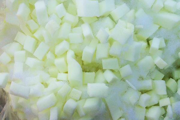 Поролоновая Крошка